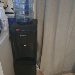 Water Dispenser