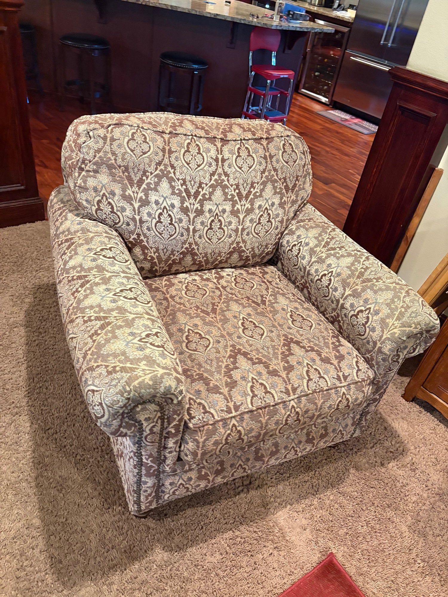 Broyhill Ornate Damask Pattern Club Chair