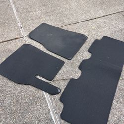 Tesla Y Interior Mats - Carpet OEM $20