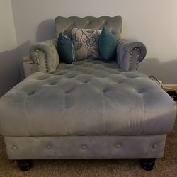 TEAL Padang Upholstered Chaise Lounge