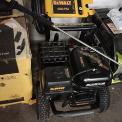 Pressure Washer 4400 Pcs