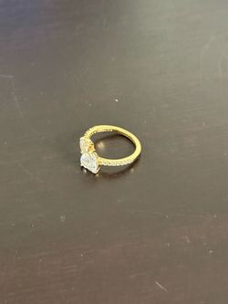 Pandora Double Heart Sparkling Ring – Gold