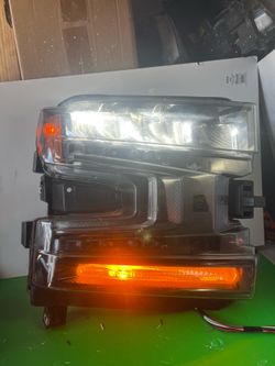 2021 Silverado headlights RH