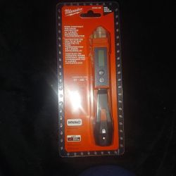 Milwaukee voltage detector