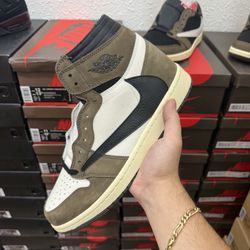 Aj1 High Nike Air Jordan 1 High Travis Scott Dark Mocha Size 7,7.5,8,8.5,9,9.5,10,10.5,11,12 