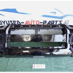 2014 - 15 - 16 - 2018 TOYOTA 4RUNNER LIMITED FRONT BUMPER OEM AY29079 w/sensor holes