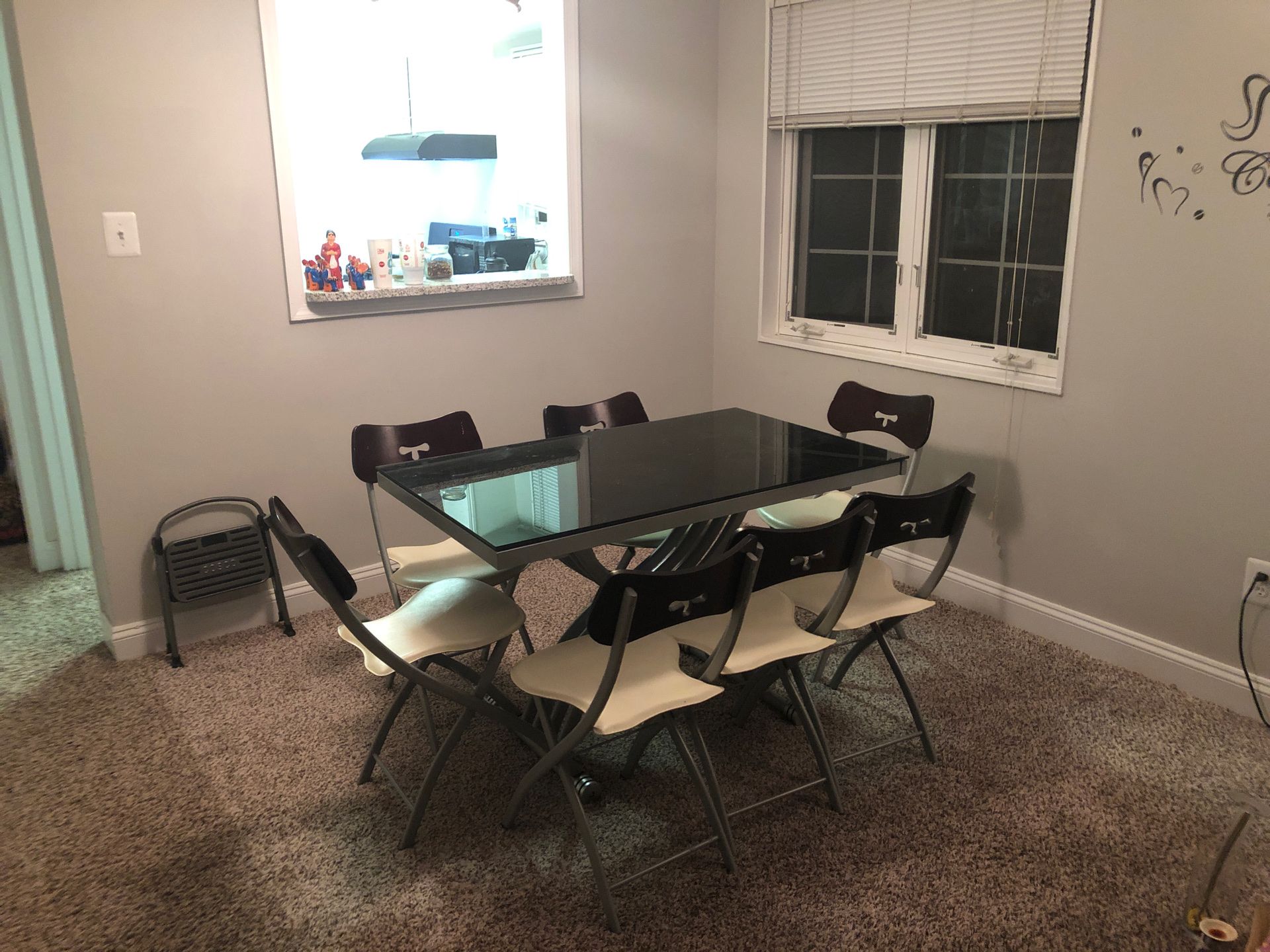 FULL GLASS DINING TABLE FOR 25$!