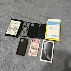 LOTS OF iPhone ACCESSORIES GOOD CONDITION