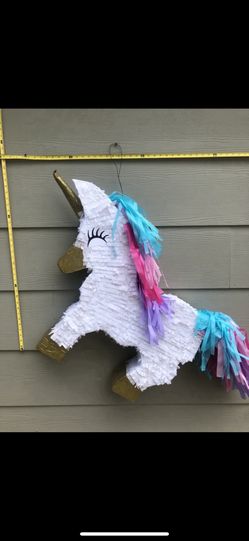 Unicorn piñata
