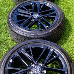 2026 LIKE NEW OEM BLACK TOYOTA 18" WHEELS WITH LIKE NEW BRIDGESTONE TIRES 235/45/18 TIRES  FOR ANY CAMRY AVALON MATRIX LEXUS IS OR GS WITH 5X114