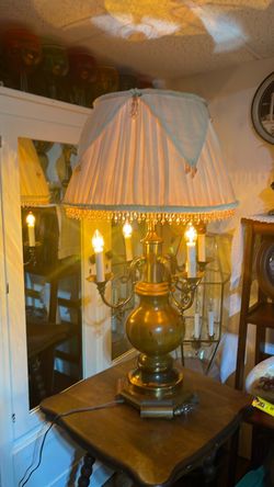 Table lamp