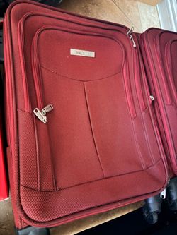 2 luggage bags