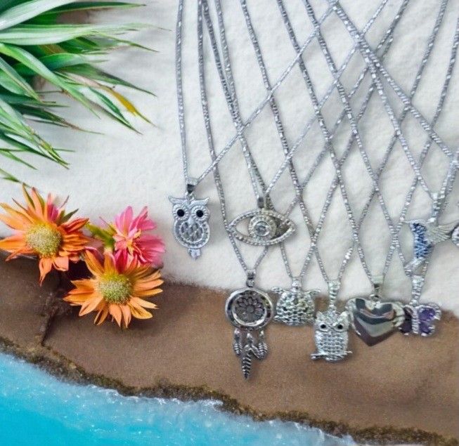 925 Silver Pendant & Necklace 