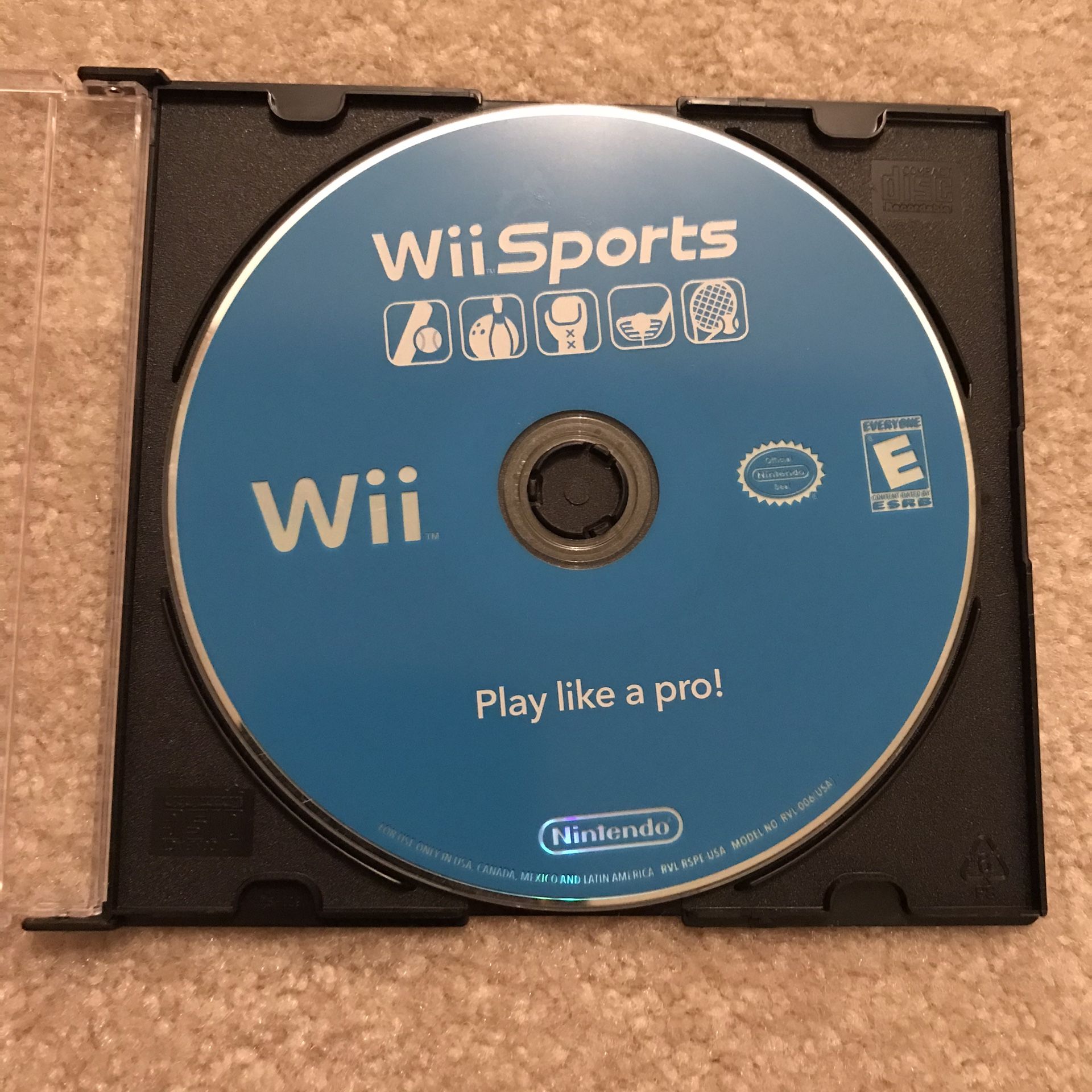 Wii sports nintendo video game disc works great