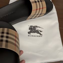 Burberry Slides Size 9-9/5