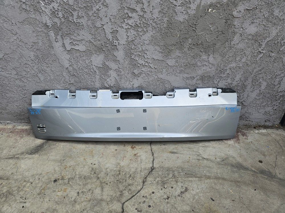Rivian R1s 2022 2023 2024 2025 Lower Tailgate