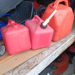 5 Gal Gas Fuel Tank....23 Mile And Card Macomb Township Michigan 