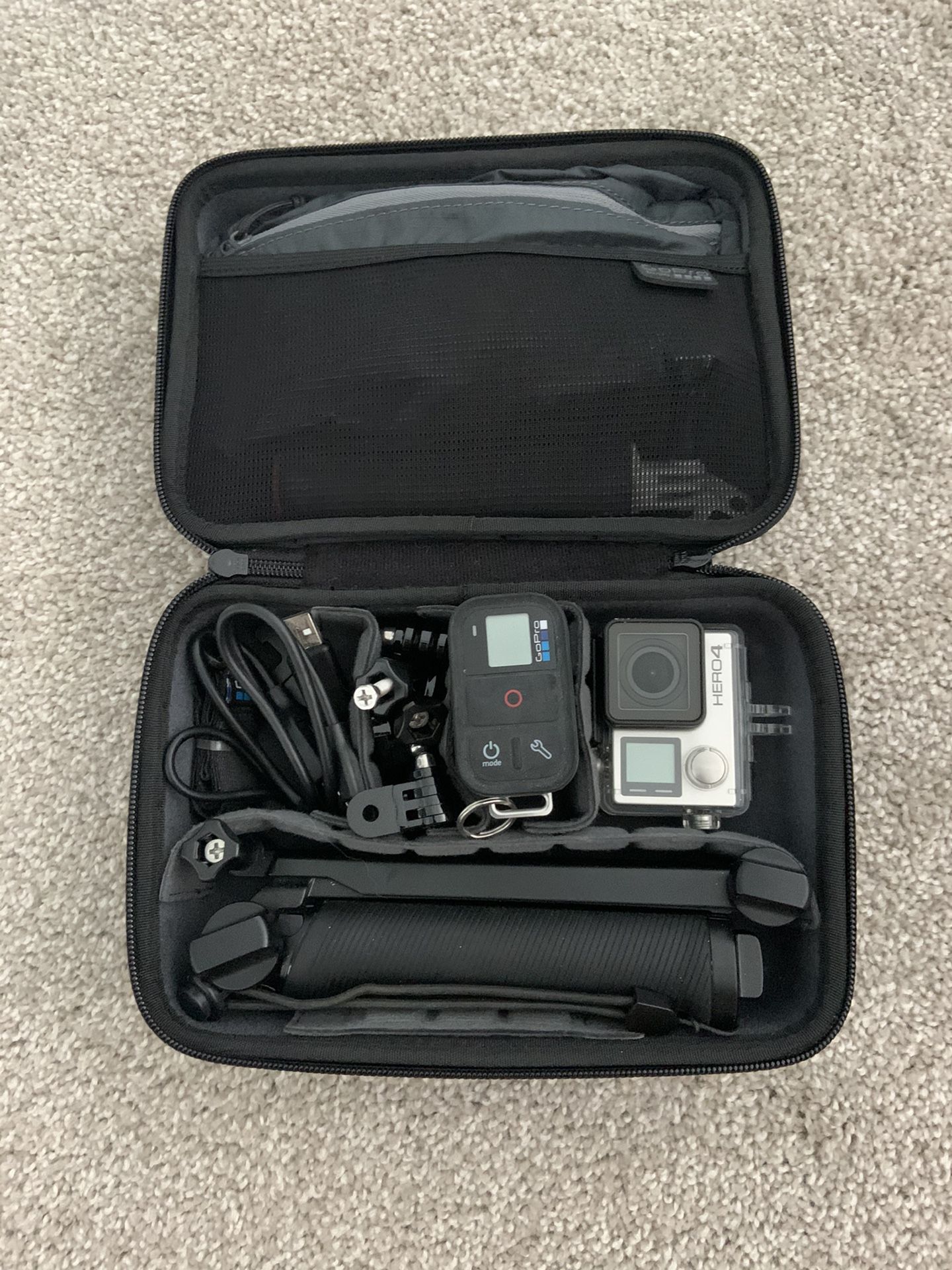 LIKE NEW GoPro Hero4 Silver Bundle Pack!