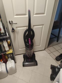 Bissell PowerForce Helix Vacuum