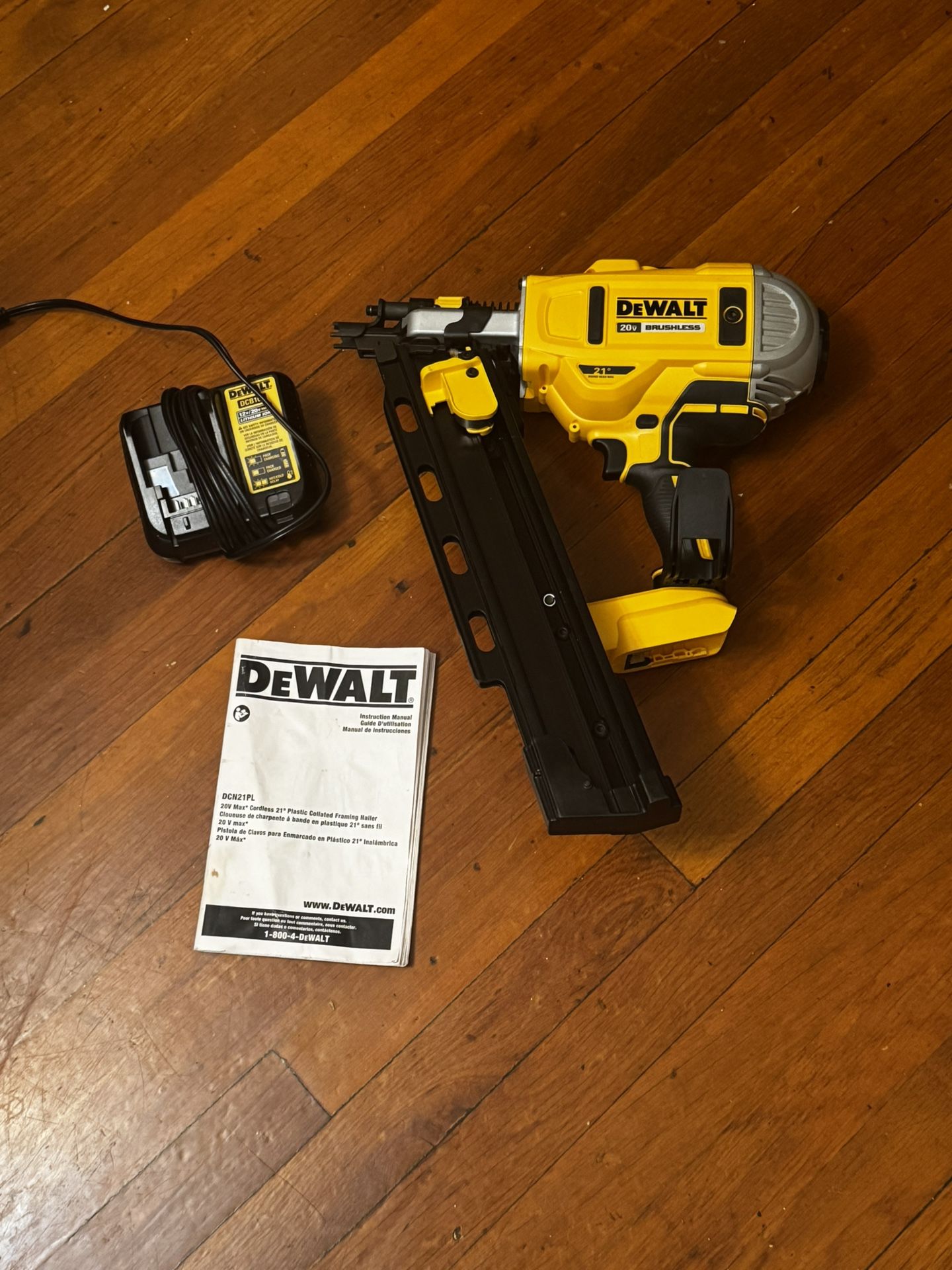 Dewalt 20v Cordless 21° Framing Nailer