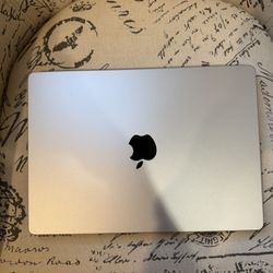 2021 Apple MacBook Pro 14” M1 Pro