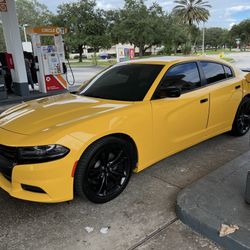 2017 Dodge Charger 