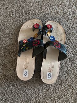 Brown leather sandal size 8