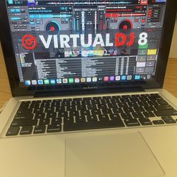 laptop Apple pro  i5  incluye programas  Música y más laptop y programas por $200  ✅VIRTUAL DJ 8 ✅SERATO DJ  ✅iLLUSTRATOR EDITADOR de fotos  ✅MICROSOF