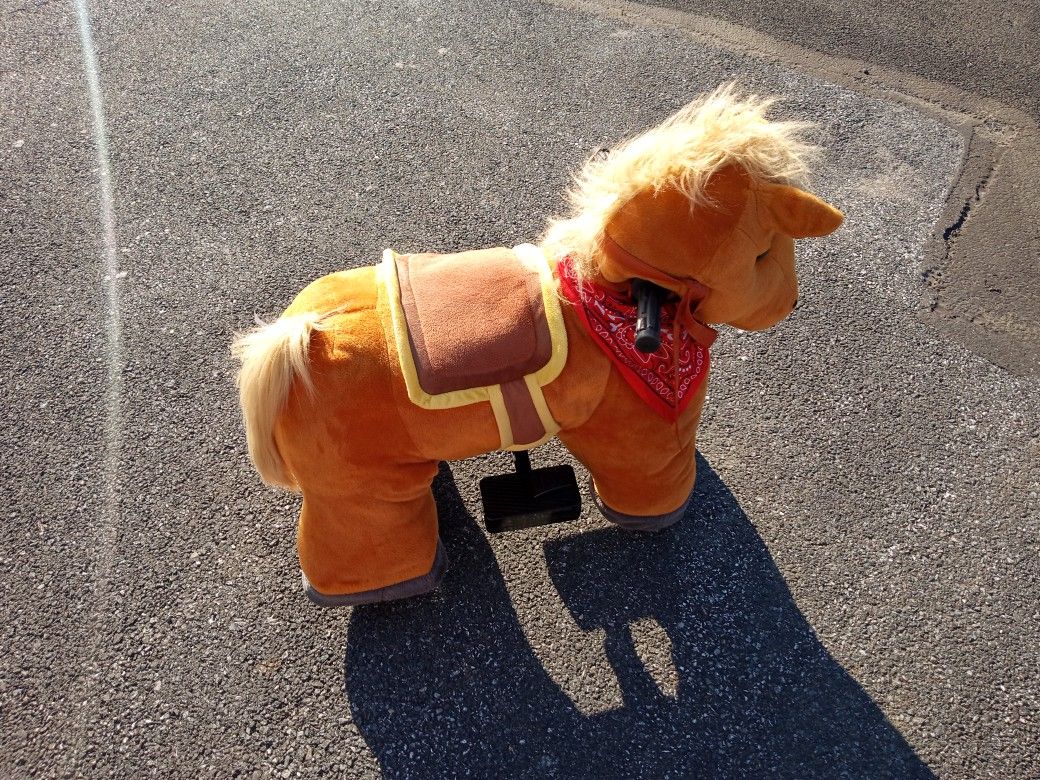 Stable Buddies Chestnut Horse Riding Motorized Toy