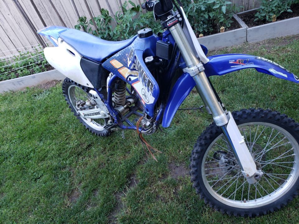 1998 Yamaha yz400f yz 400f parts or project dirt bike