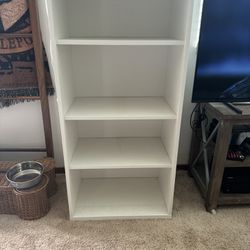 3 Shelves - White
