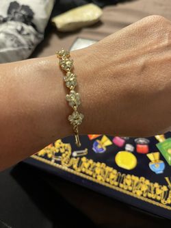 Flower Bracelet 