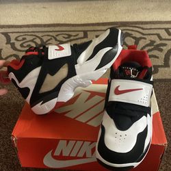 Nike air diamond turf 49ers size 9