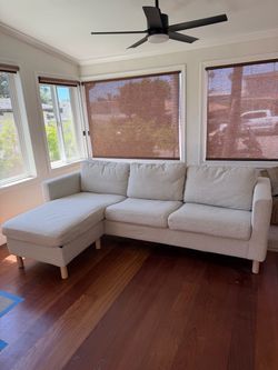 Light Gray Sectional Sofa with Chaise