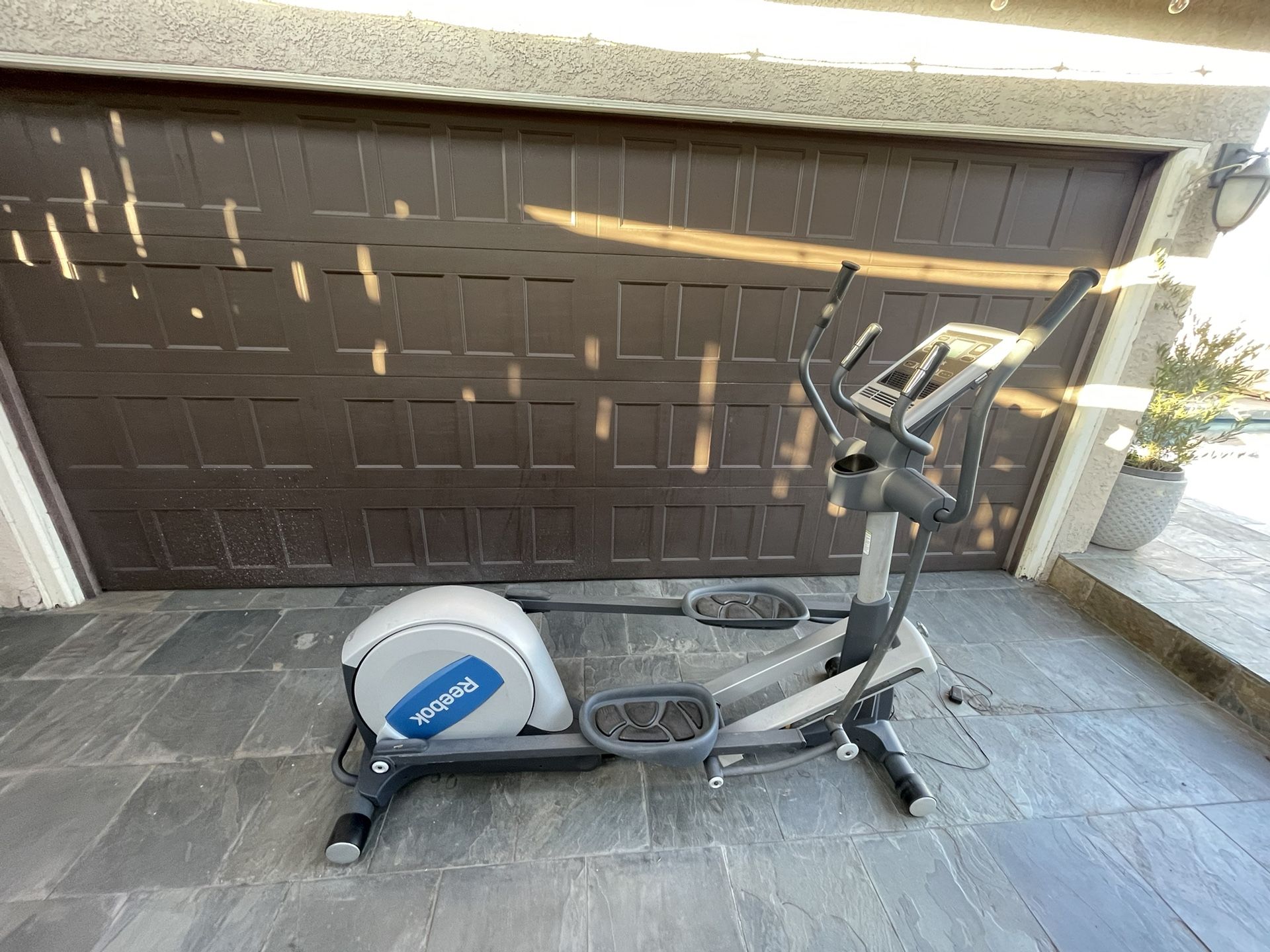 Elliptical , Free