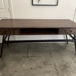 Gorgeous Table!