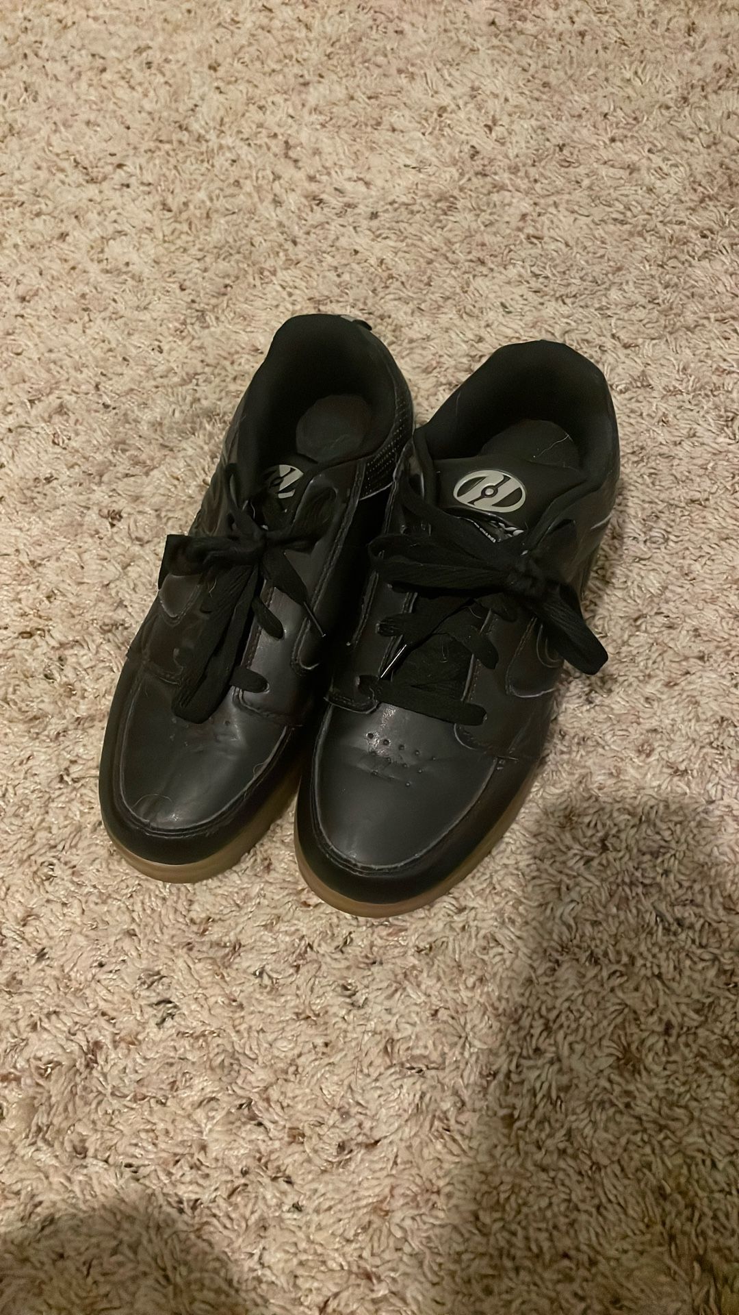 Black Light Up Heelys (Size 10 W)