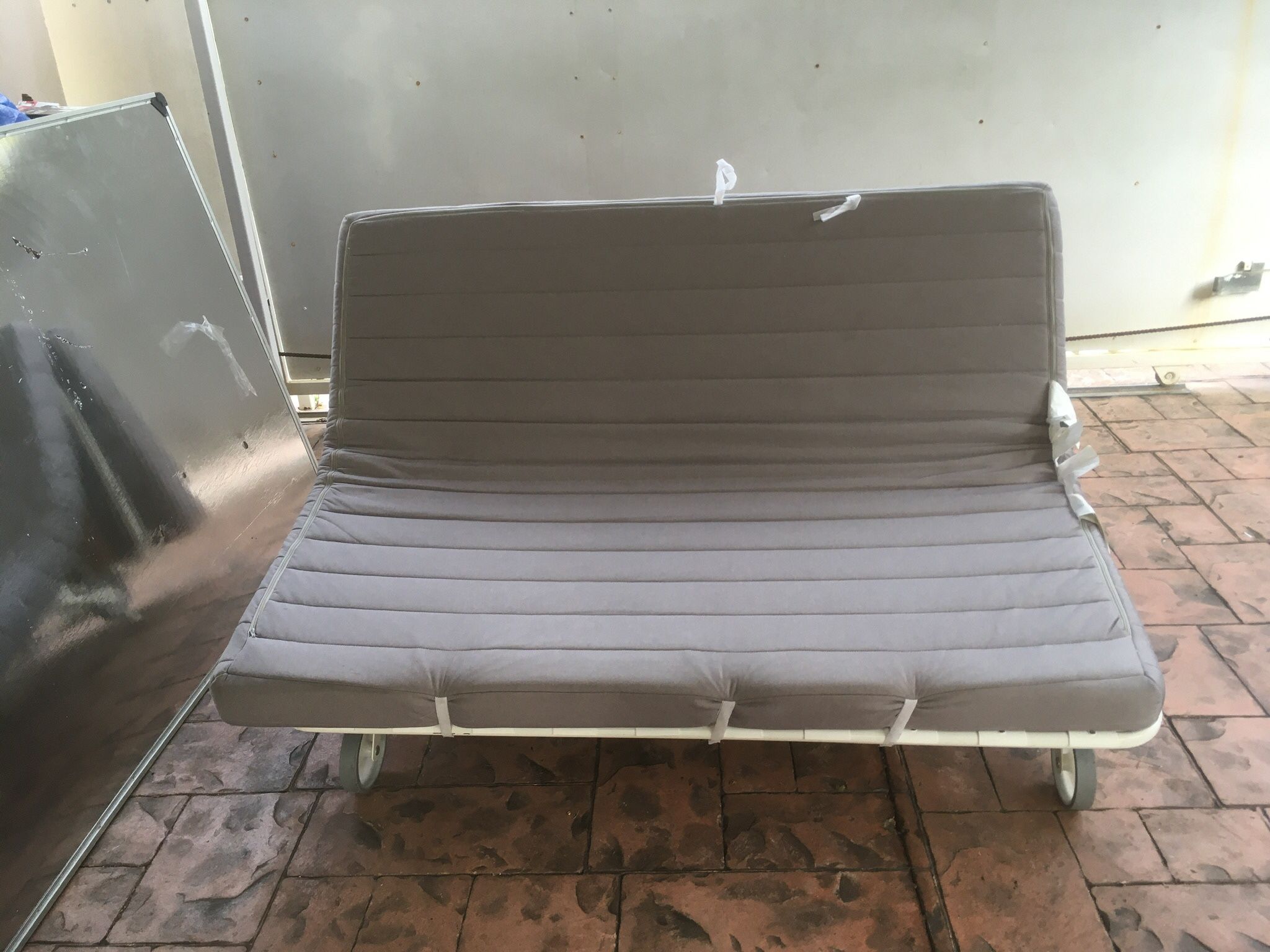 Metal Frame Folding Sofa Bed With Mattress