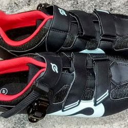 Peloton Cycling Shoes With Peloton Brand Tools