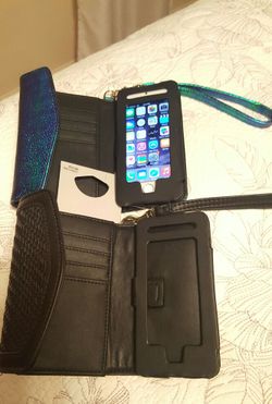 IPhone Wrist Wallet