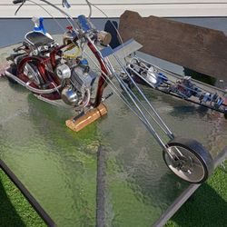 Scrap Metal Art Plus Made From Everyday Simple Things From Sewing Machines To Kitchen Sink It's On There