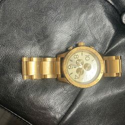 Nixon Watch