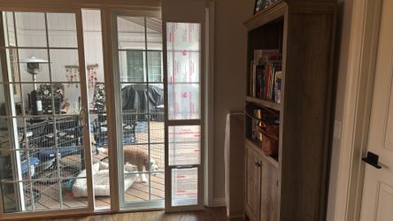 Brand New Sliding glass Door Dog door