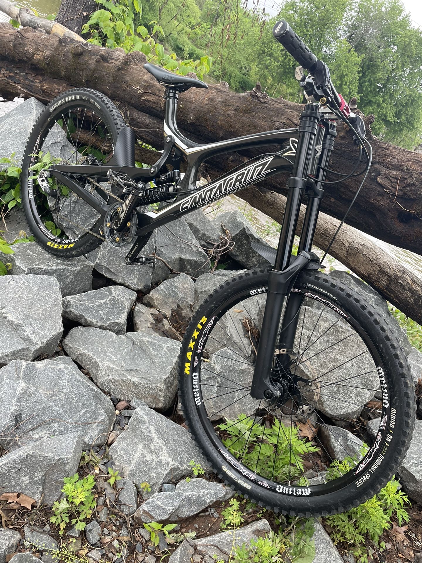 2018 Santa Cruz V10 Price To Sell No Low Bolers