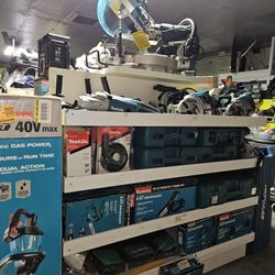 Makita
15 Amp 10 in. Dual Bevel Sliding
Compound Miter Saw with
Laser