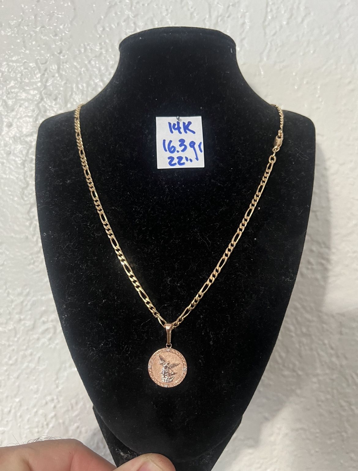 14K Solid Gold Figaro Chain and Pendant With Diamonds 💎 Stones For Wedding 16.3Gr 22 Inches Long 