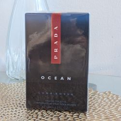 Prada Ocean Luna Rossa 