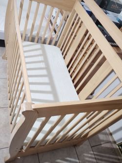 Baby crib