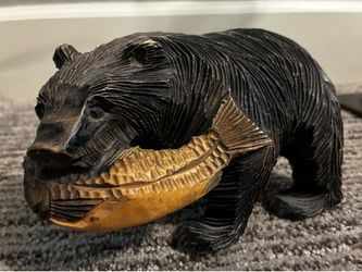 Wooden bear
