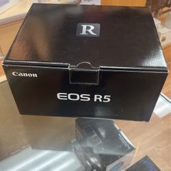 Canon R5 Body Only